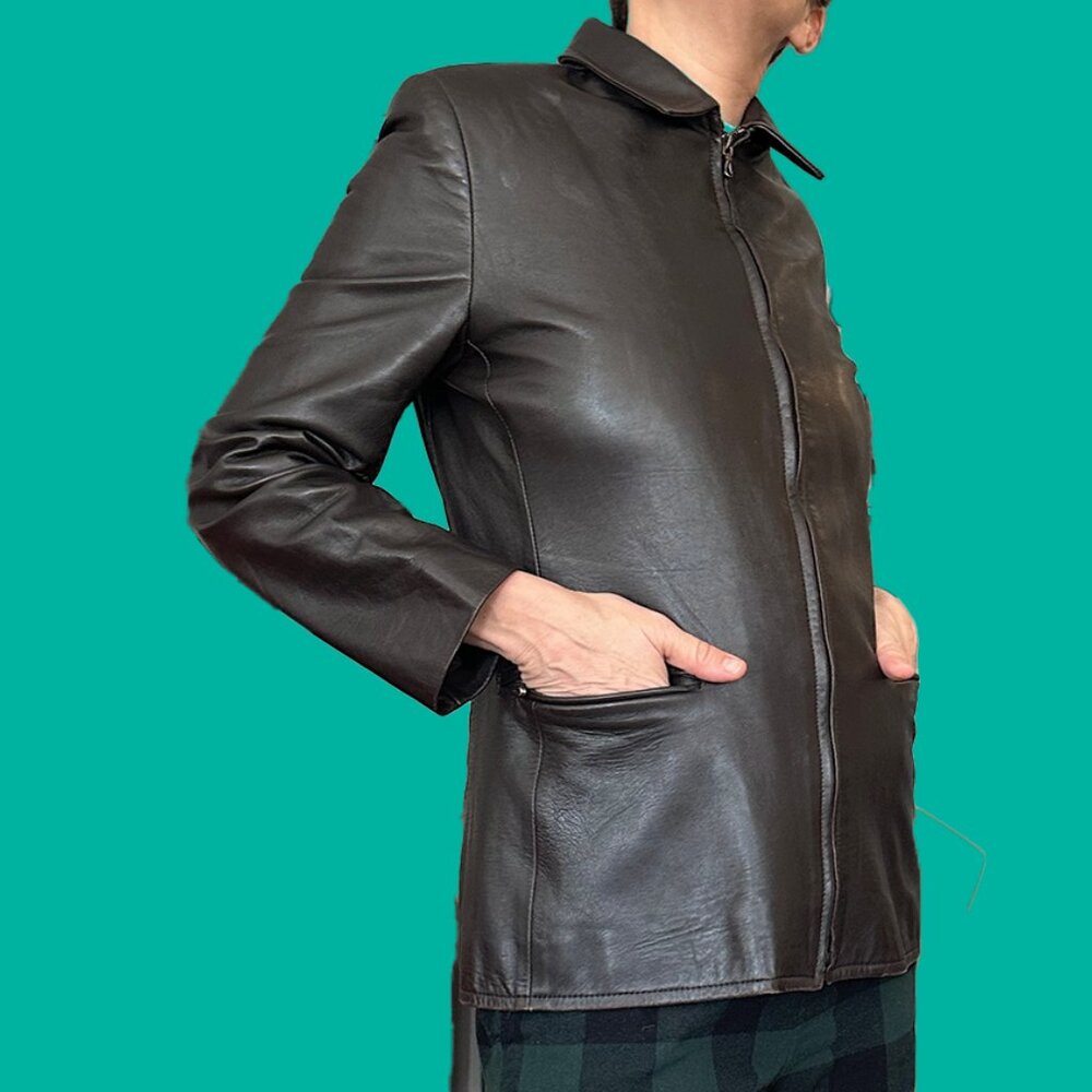 Fitted, 100% silk-lined brown leather half-season jacket
